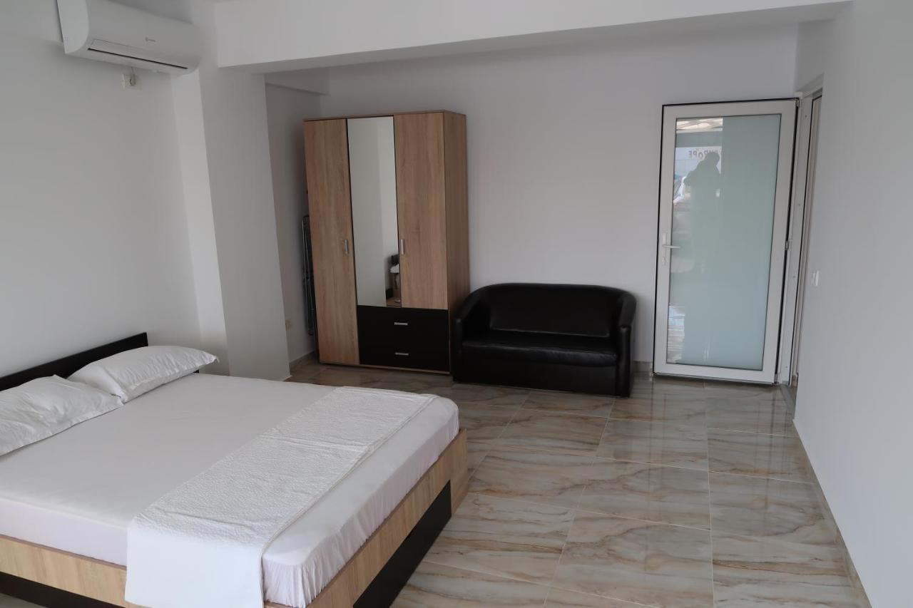 Home Space Two Năvodari Εξωτερικό φωτογραφία